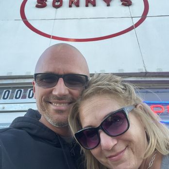 Sonny's Hamburgers - Great Sunday evening visit! - Burgers Near Me - Detroit, Michigan