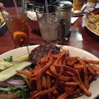 Diamondback Grill - Diamondback Burger with sweet potato fries - Wine Bars Near Me - Sonora, California