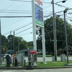 Robin's Exxon Food Mart - 06-10-22 gas $4.69