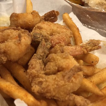 Crackin Crawfish - Shrimp & Lemon Pepper Fries - Cajun/Creole Near Me - Charlotte, North Carolina