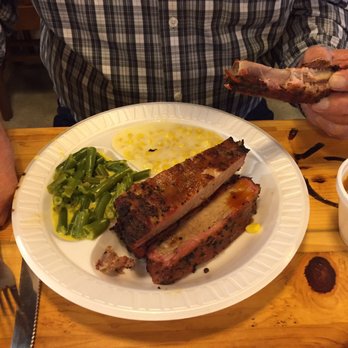 Backwoods BBQ - Barbeque Near Me - Fredericksburg, Texas