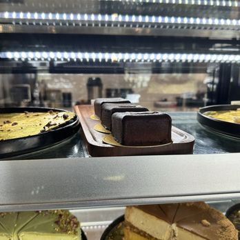 Neima Coffee & Cafe - Desserts Near Me - Lemont, Illinois