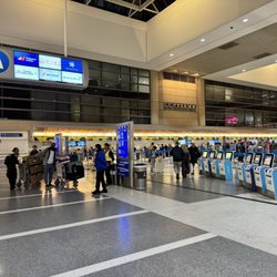 LAX Terminal 4