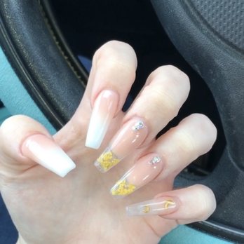 Viet Nails - Flower/moon ombré coffin nails - Nail Salons Near Me - University Place, Washington Viet Nails - Flower/moon ombré coffin nails - Nail Salons Near Me - University Place, Washington