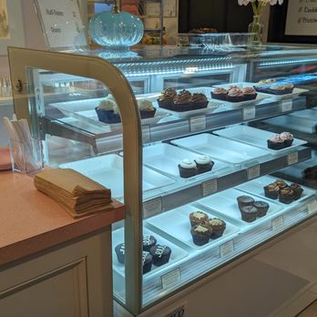Cool Cat Cupcakes - Cupcakes Near Me - Fredericksburg, Virginia Cool Cat Cupcakes - Cupcakes Near Me - Fredericksburg, Virginia