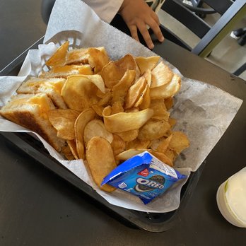 Bee Hive Barn & Grill - Grilled cheese sandwich - Sports Bars Near Me - Neenah, Wisconsin