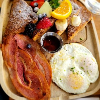 Lapisara Eatery - French toast - Breakfast & Brunch Near Me - San Francisco, California