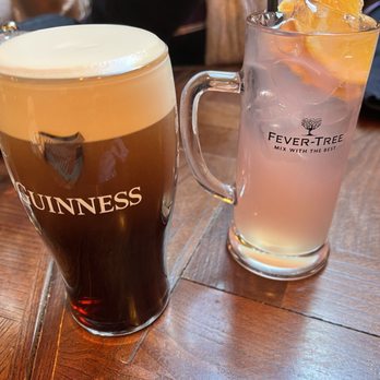 The Volunteer - Guinness and pineapple-something soda - Pubs Near Me - London, XGL The Volunteer - Guinness and pineapple-something soda - Pubs Near Me - London, XGL