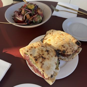 Yerord Mas Bakery and Deli - Armenian Near Me - Glendale, California