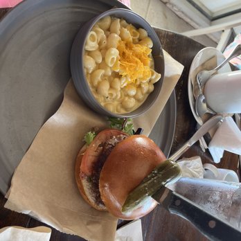 1608 Crafthouse - Lamb & Roasted Oyster Mushroom Burger with a side of Mac & Cheese - Gastropubs Near Me - Virginia Beach, Virginia