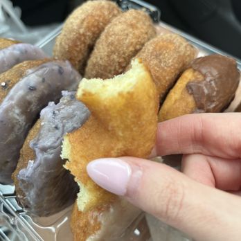 MacQueen's Orchard - Bakeries Near Me - Holland, Ohio