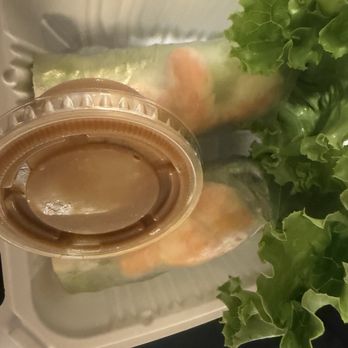 Pho J - spring roll - Vietnamese Near Me - Auburn, Washington