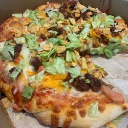 Doe's - Taco Pizza....Something new and great taste!