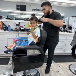 Barber E's Shop - Lookin good