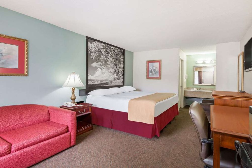 SUPER 8 BY WYNDHAM GARYSBURG/ROANOKE RAPIDS 46 Photos & 15 Reviews 6785 NC Hwy 46, Garysburg