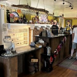 Macchia Wines - Tasting room
