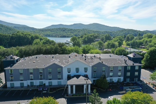 Slide of J&L Roofing