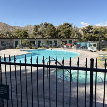 Field Station - Swimming pool area - Hotels Near Me - Yucca Valley, California Field Station - Swimming pool area - Hotels Near Me - Yucca Valley, California