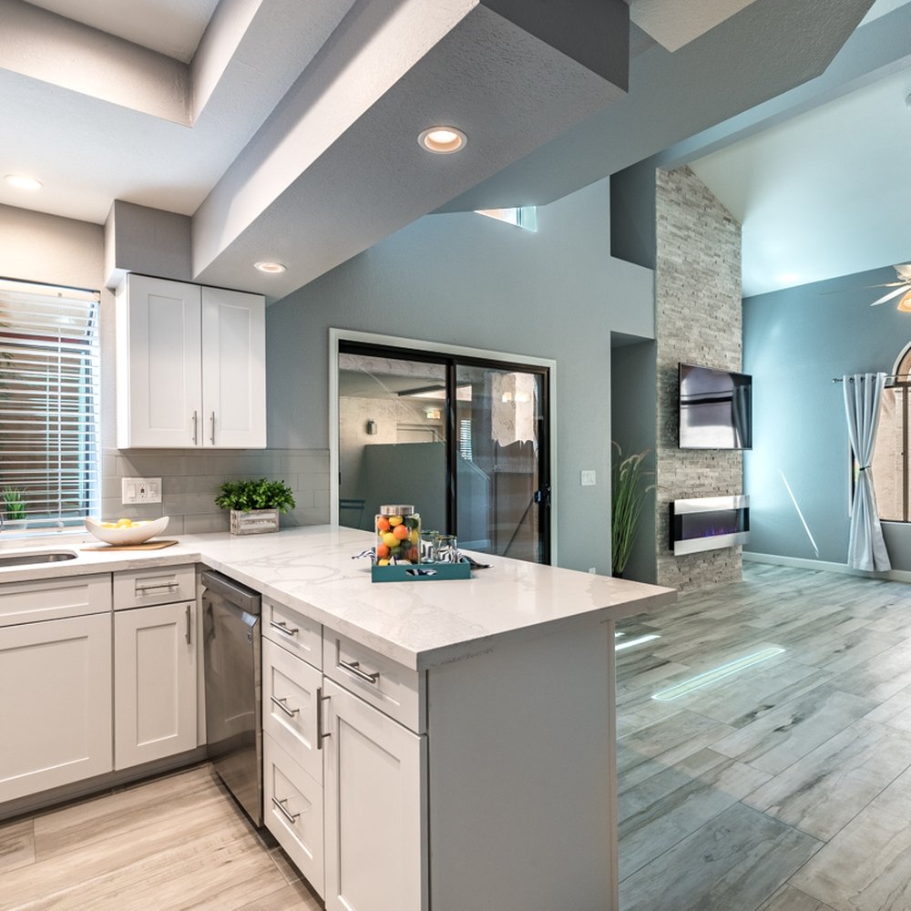 Arizona Focus Realty - Kitchen into living room view - Real Estate Services Near Me - Gilbert, Arizona Arizona Focus Realty - Kitchen into living room view - Real Estate Services Near Me - Gilbert, Arizona