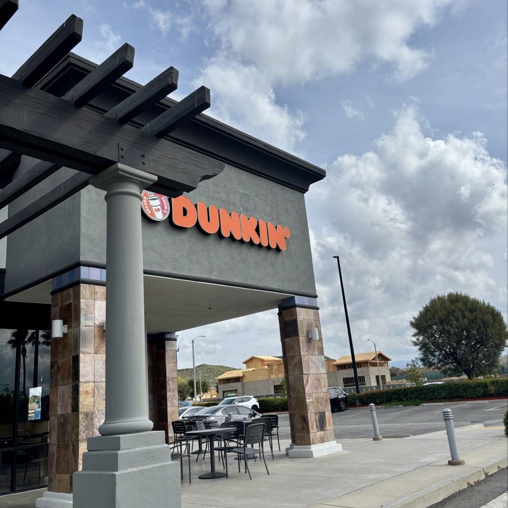 Dunkin' - Donuts Near Me - Santa Clarita, California Dunkin' - Donuts Near Me - Santa Clarita, California