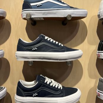 Vans - Shoe Stores Near Me - Palm Desert, California Vans - Shoe Stores Near Me - Palm Desert, California