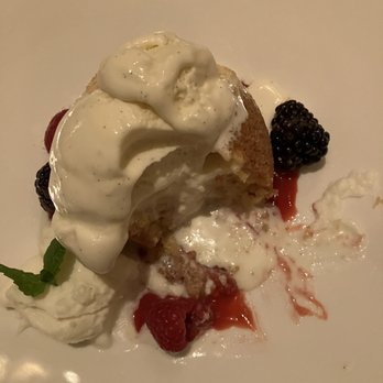 King's Fish House - Tempe - Butter cake - Seafood Near Me - Tempe, Arizona