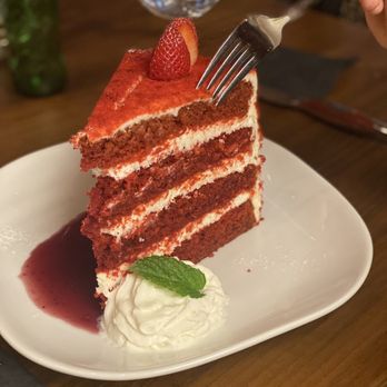 Cuts Steakhouse - Red velvet cake - Steakhouses Near Me - Suwanee, Georgia