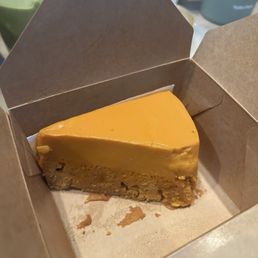 Slice Thai Tea Cake Slice Thai Tea Cake