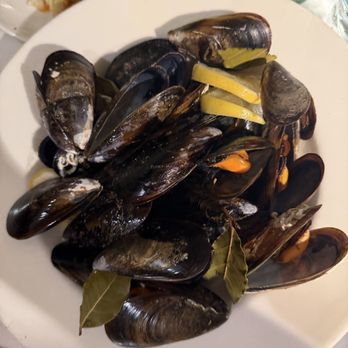 La Fonda - Mussels - Mediterranean Near Me - Barcelona, B La Fonda - Mussels - Mediterranean Near Me - Barcelona, B
