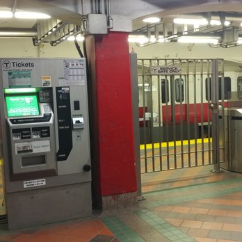 MBTA - Central - Central Square ticketing machine and turnstiles - Train Stations Near Me - Cambridge, Massachusetts