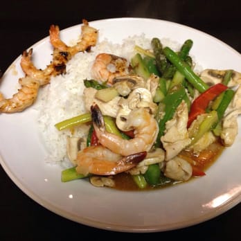 Mekong Restaurant - a plate of food with rice and vegetables - Vietnamese Near Me - Kingston, Ontario Mekong Restaurant - a plate of food with rice and vegetables - Vietnamese Near Me - Kingston, Ontario