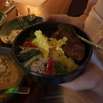 Langbaan - Thai Near Me - Portland, Oregon