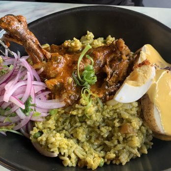 CVI.CHE 105 - El arroz con pollo de mis recuerdos - Seafood Near Me - Miami, Florida CVI.CHE 105 - El arroz con pollo de mis recuerdos - Seafood Near Me - Miami, Florida