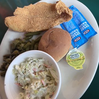Concert Hall and Barrel Tavern - Catfish - Sandwiches Near Me - Hermann, Missouri