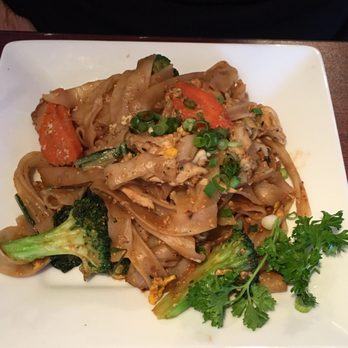 Thai Lucky - Pad See Ew (mild) - Thai Near Me - San Antonio, Texas Thai Lucky - Pad See Ew (mild) - Thai Near Me - San Antonio, Texas
