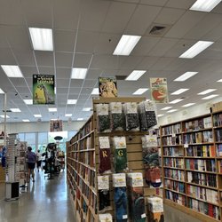 Half Price Books - Looking towards the front door.