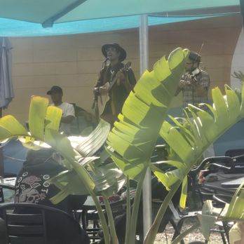 The Backyard - Wine Bars Near Me - Richmond, California