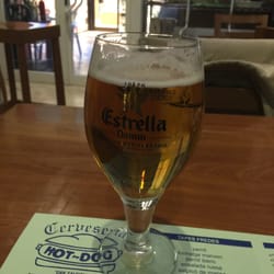 Hot Dog - Estrella, Damm good beer.