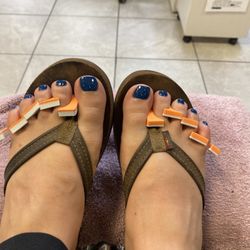 Sandy Nails and Spa - Pedicure