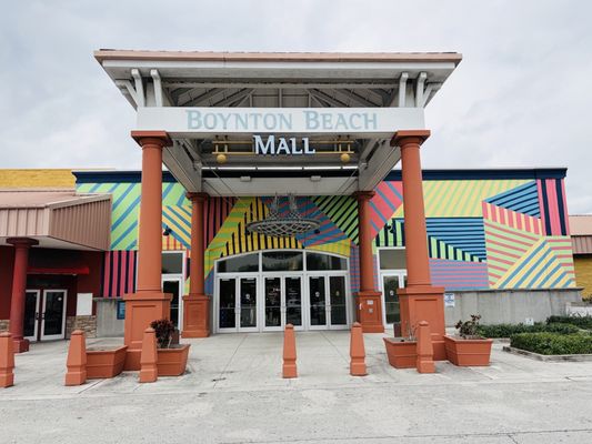 Boynton Beach Mall by null