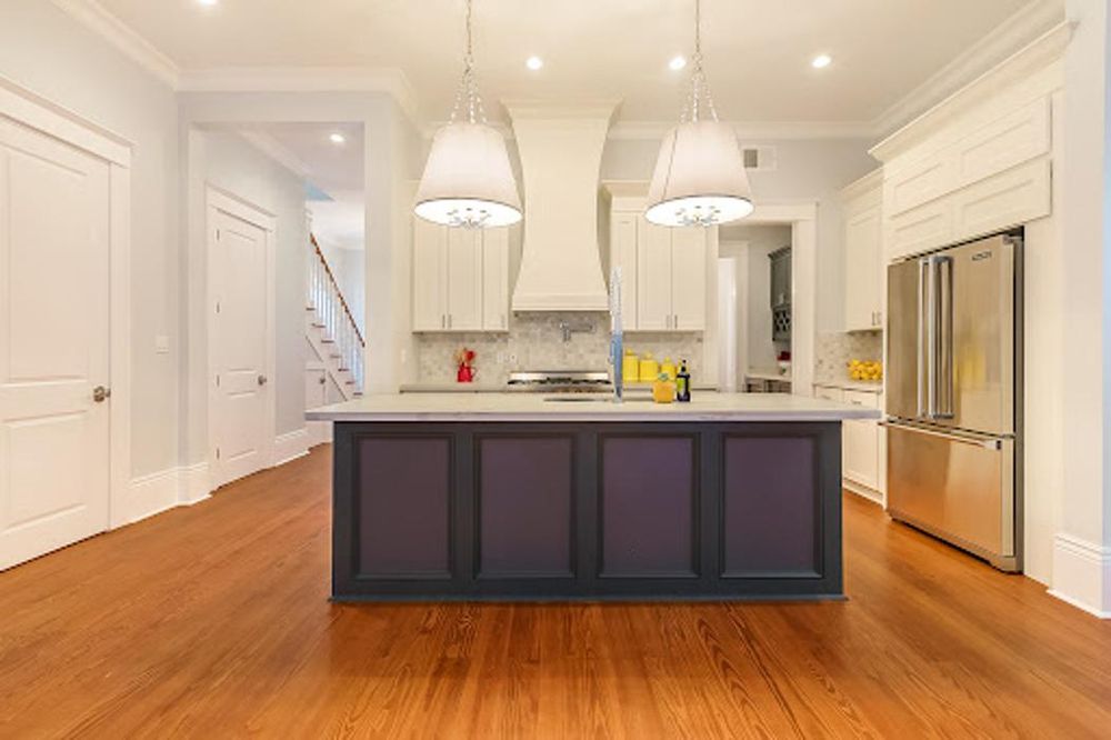 Slide of Castillo Builders