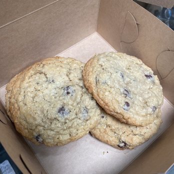 FKN Bread - Sourdough chocolate chip cookies - Bakeries Near Me - San Juan Capistrano, California FKN Bread - Sourdough chocolate chip cookies - Bakeries Near Me - San Juan Capistrano, California