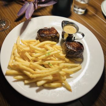 The Charlotte American Bistro - Filet! - Bars Near Me - Dallas, Texas The Charlotte American Bistro - Filet! - Bars Near Me - Dallas, Texas