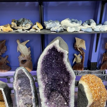 The Honeypot - Lots of Geodes - Spiritual Shop Near Me - Las Vegas, Nevada