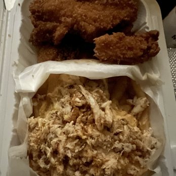 Cluck and Gills - Fish and lump crab fries - Fast Food Near Me - Philadelphia, Pennsylvania Cluck and Gills - Fish and lump crab fries - Fast Food Near Me - Philadelphia, Pennsylvania