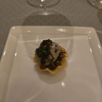 The Lobby - Winter Truffle Tart - American Near Me - Chicago, Illinois The Lobby - Winter Truffle Tart - American Near Me - Chicago, Illinois