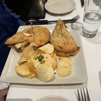 Market - Grilled Chicken Breast Sandwich - American Near Me - St Helena, California