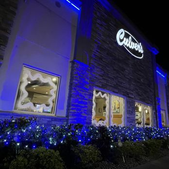 Culver's - Love the extra holiday twinkle lights - Burgers Near Me - Tampa, Florida Culver's - Love the extra holiday twinkle lights - Burgers Near Me - Tampa, Florida