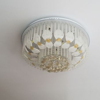 Summer - The most ornate thing in the minimalist space - Vietnamese Near Me - Elmhurst, New York