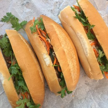 Nom Nom Banh Mi - Beef, Chicken & Tofu - Vietnamese Near Me - Berkeley, California